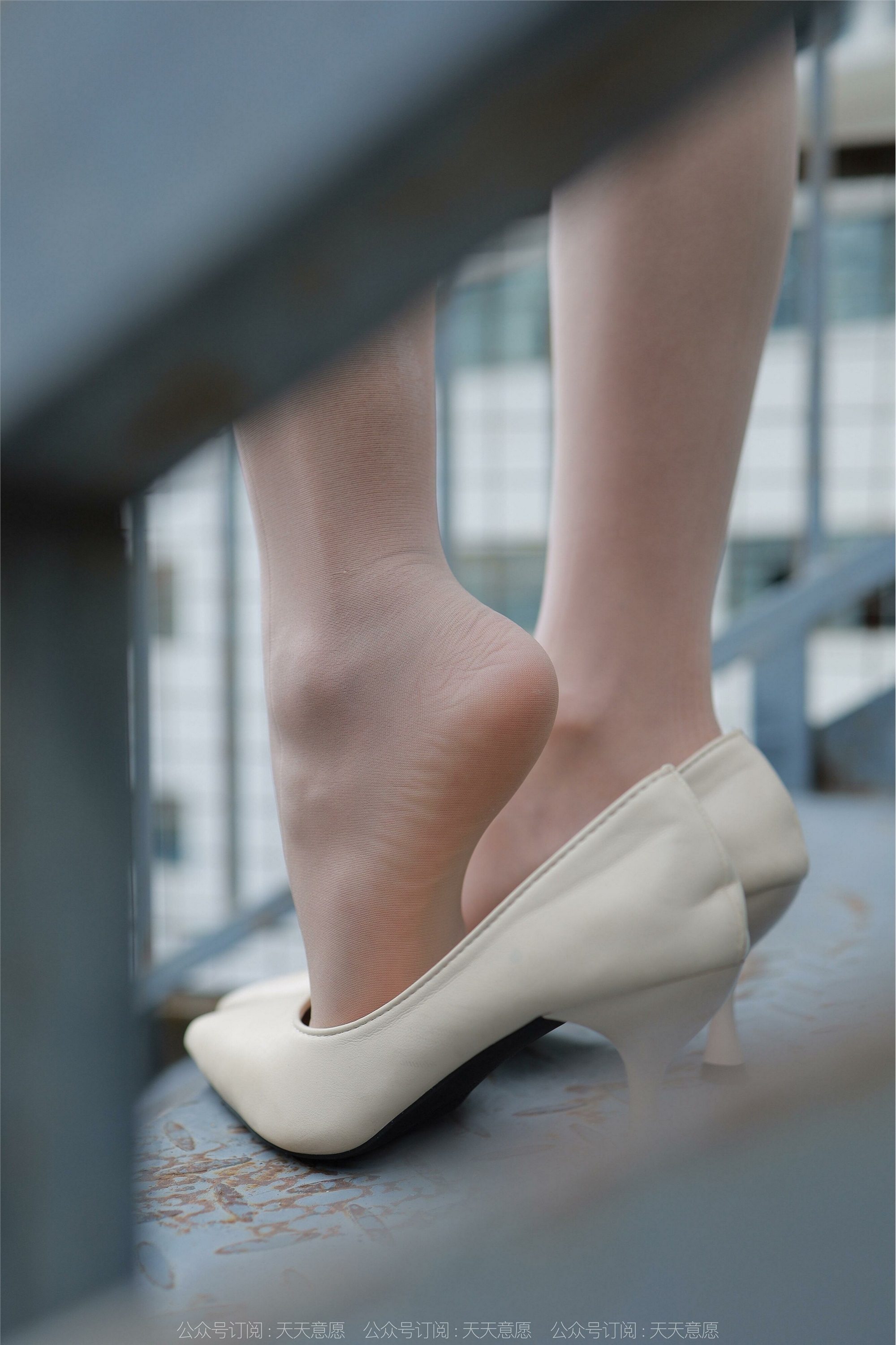 IESS异思趣向  2022.06.01 丝享家 1104：婉萍《白色恋人》